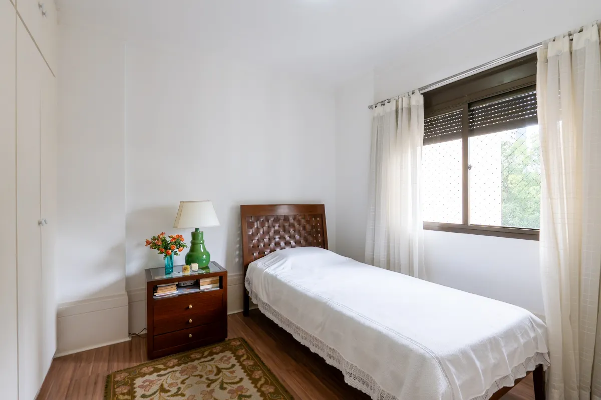 Imagem Apartamento para venda em Vila Andrade com 4 quartos, sendo 2 suítes, 200m2