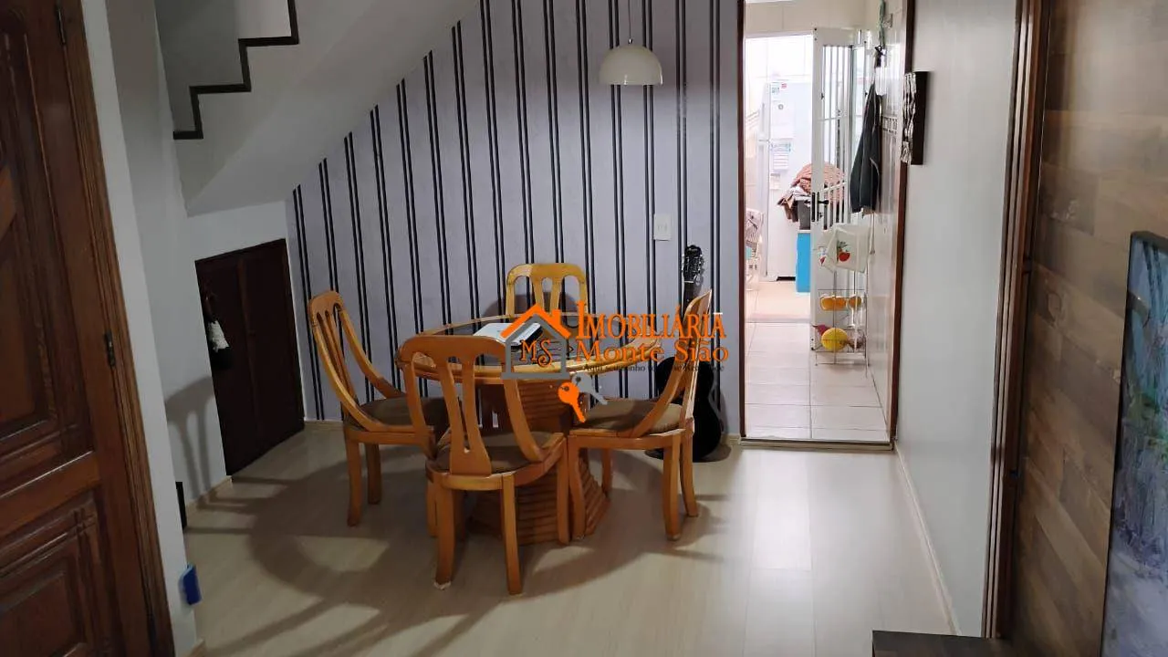 Imagem Sobrado com 2 dormitórios à venda, 80 m² por R$ 370.000,00 - Jardim Oliveira - Guarulhos/SP