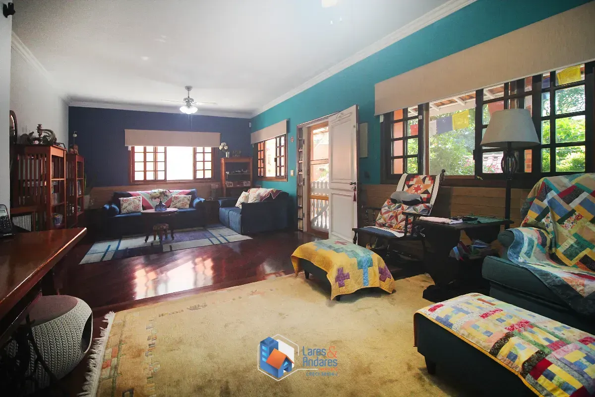 Imagem Casa para venda em Jardim Petrópolis com 4 quartos, sendo 4 suítes, 271m²