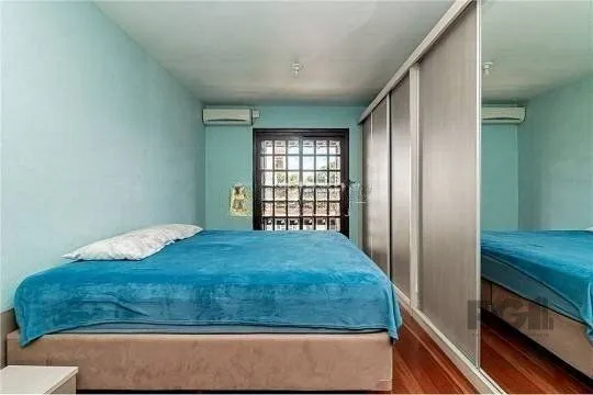 Imagem casa de 260m², bairro Costa e Silva