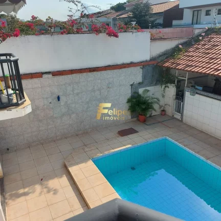 Foto do imóvel BELÍSSIMA CASA DUPLEX COM 04 QUARTOS, SENDO 03 SUÍTES, COM UMA EXCELENTE ÁREA DE LAZER, À VENDA NA MATA DA PRAIA EM VITÓRIA/ES!
