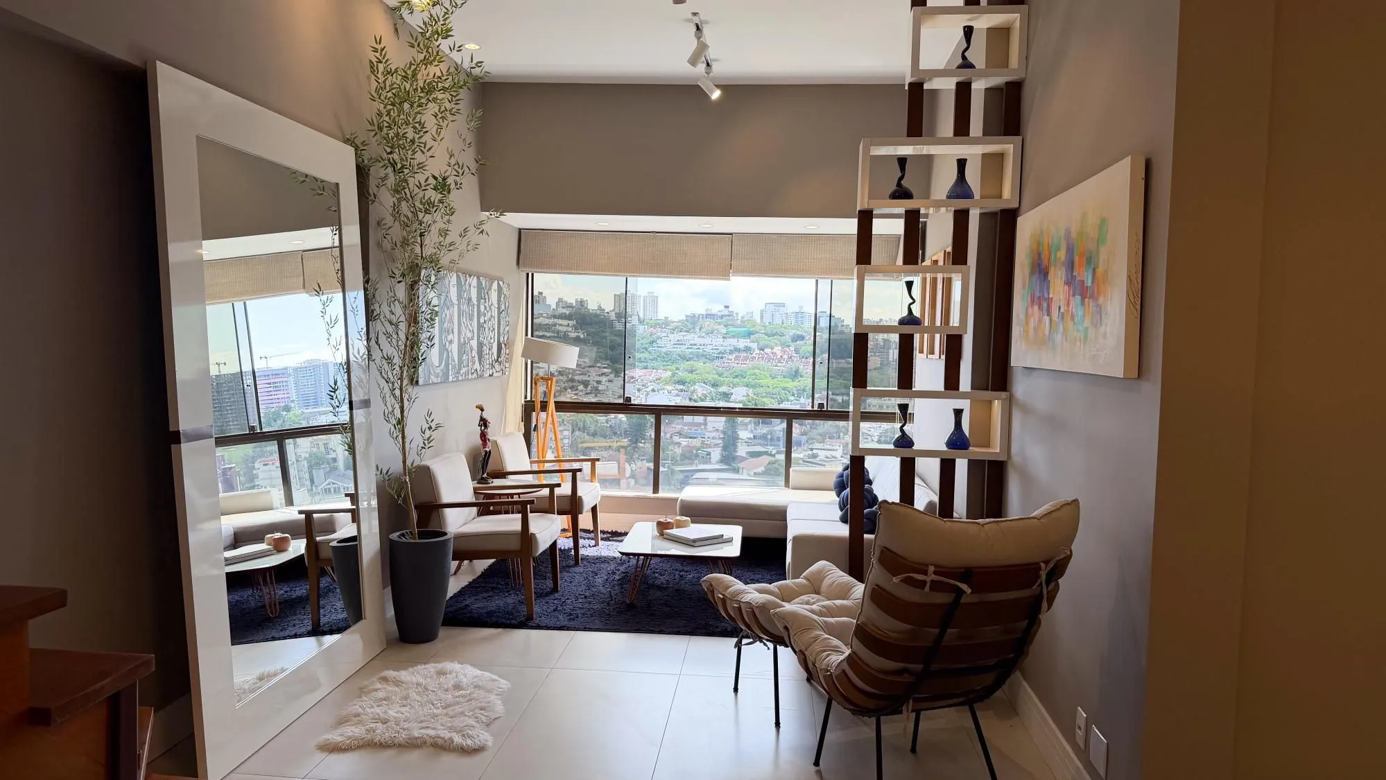 Imagem Vende-se linda cobertura com 3 quartos (1 suíte), 209m², 2 vagas e piscina - Três Figueiras