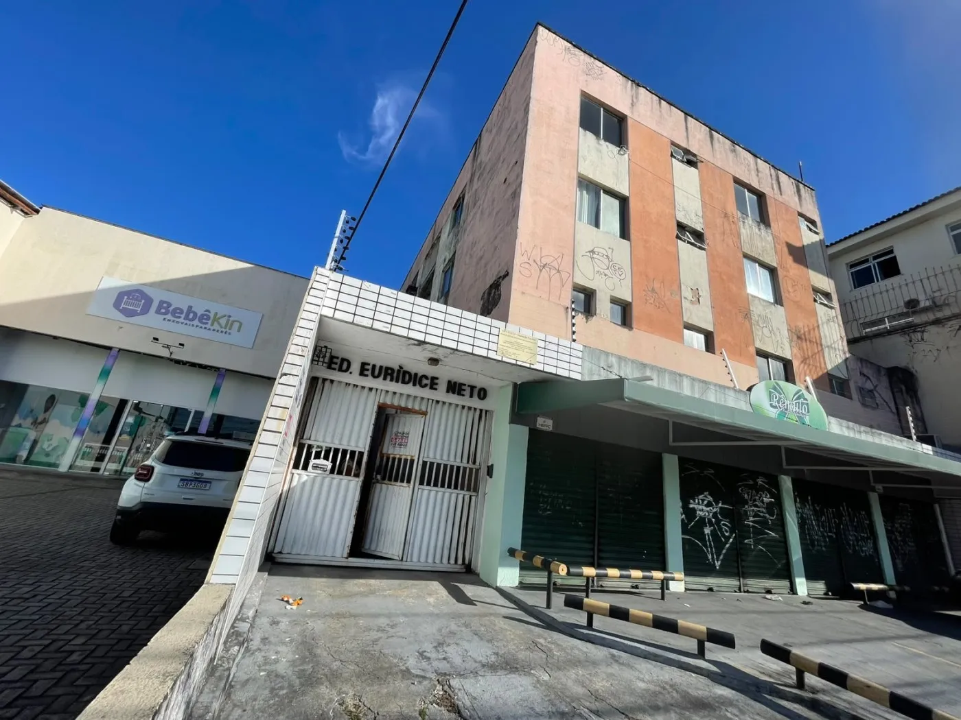 Foto do imóvel Apartamento para Venda em Fortaleza, Parquelândia, 3 dormitórios, 1 suíte, 1 banheiro, 2 vagas em Avenida Bezerra de Menezes, 785 - Parquelândia, Fortaleza - CE