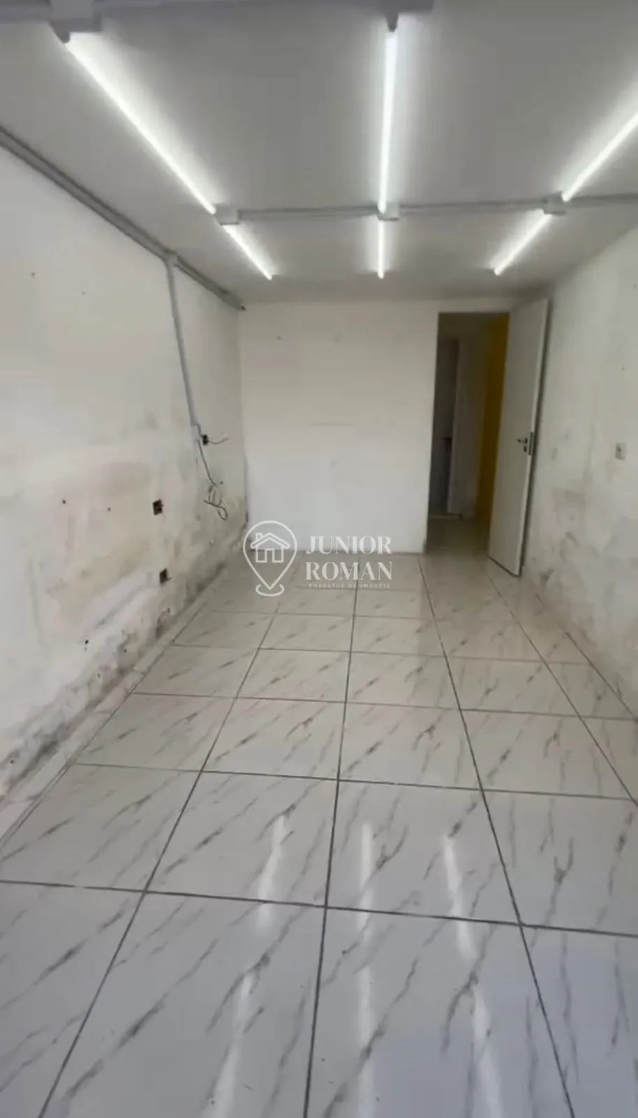 Imagem LOJA PARA LOCAÇÃO COM DEPOSITO NA AV ROTARY EM FRENTE AO SHOPPING SÃO BERNARDO PLAZA