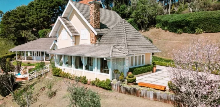Foto do imóvel Casa de condomínio em Campos do Jordão