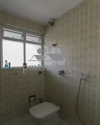 Imagem Apartamento com living para 02 ambientes com piso laminado, 02 dormitórios, banheiro, dependência ...