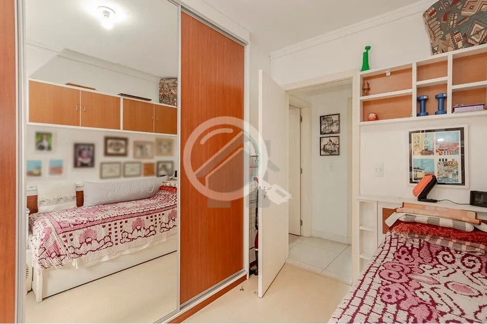 Imagem Apto à venda no bairro Petrópolis em Porto Alegre, Oportunidade Imperdível! Charmoso apartamento ...