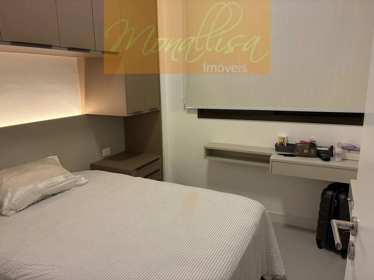 Imagem Apartamento com 2 quartos e 1 suíte na Avenida Lúcio Costa, Barra da Tijuca