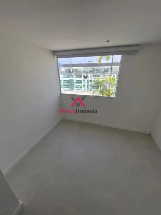 Imagem Cobertura para Venda em Rio de Janeiro, Barra da Tijuca, 3 dormitórios, 1 suíte, 3 banheiros, 3 vagas