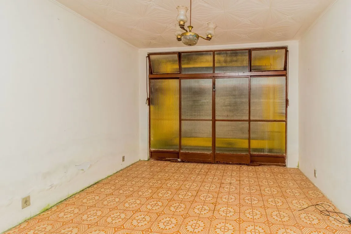 Imagem Casa de 4 dormitorios à venda Avenida Tramandaí, Ipanema - Porto Alegre