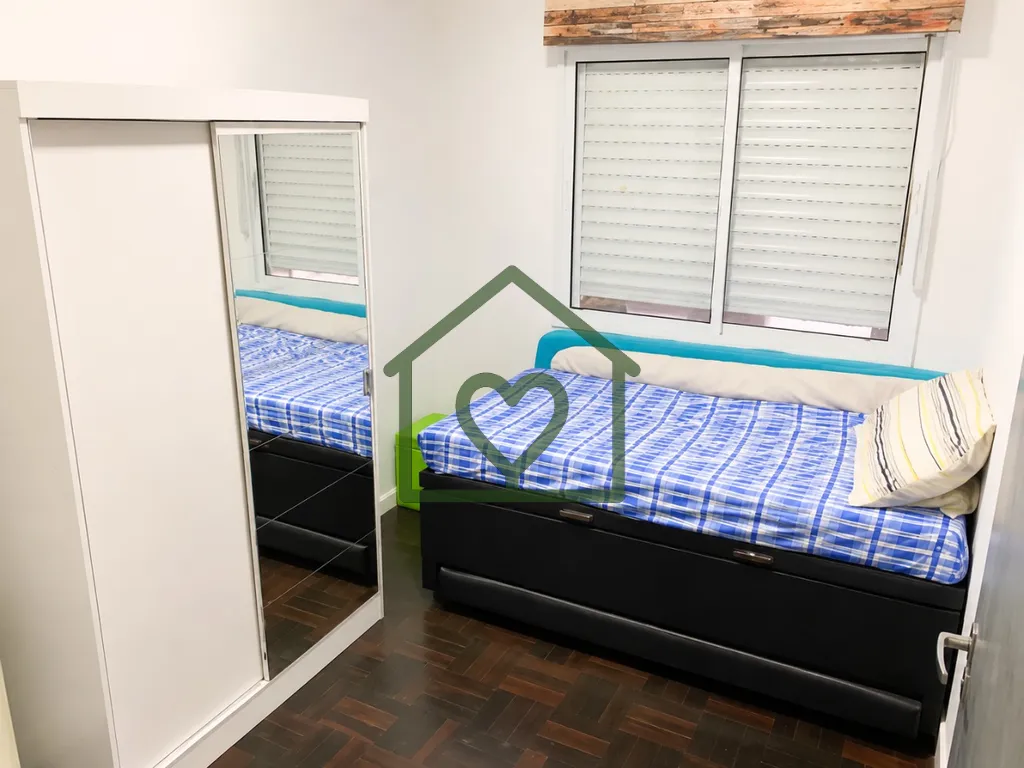 Imagem Apartamento semimobiliado na Rua João Pessoa, ao lado da UFRGS Campus Centro. 
 
Excelente oportuni...