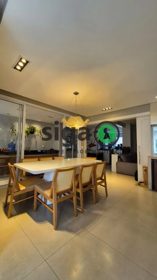 Imagem APARTAMENTO COM 233M² PARA VENDA COM 3 DORMITORIOS NO CONDOMINO DU CHAMP CAMPO BELO