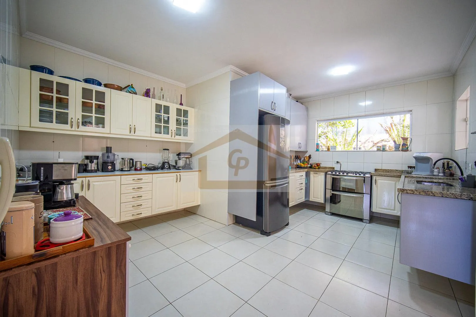 Imagem Casa com 4 dormitórios, sendo 4 suítes à venda - Granja Viana - Cotia/SP