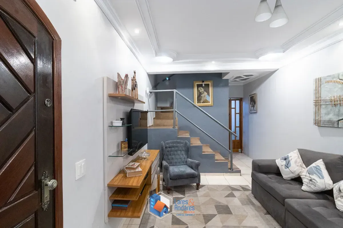 Foto do imóvel Sobrado para venda em Vila Marina com 2 quartos, sendo 2 suítes, 180m² em Rua Praia do Tumiaru