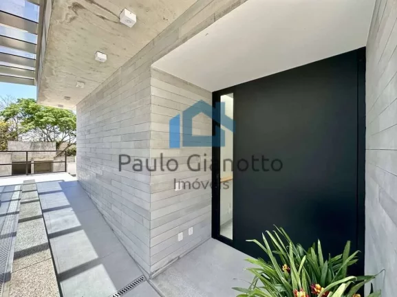 Imagem Casa Nova, mobiliada, com Elevador na Granja Viana