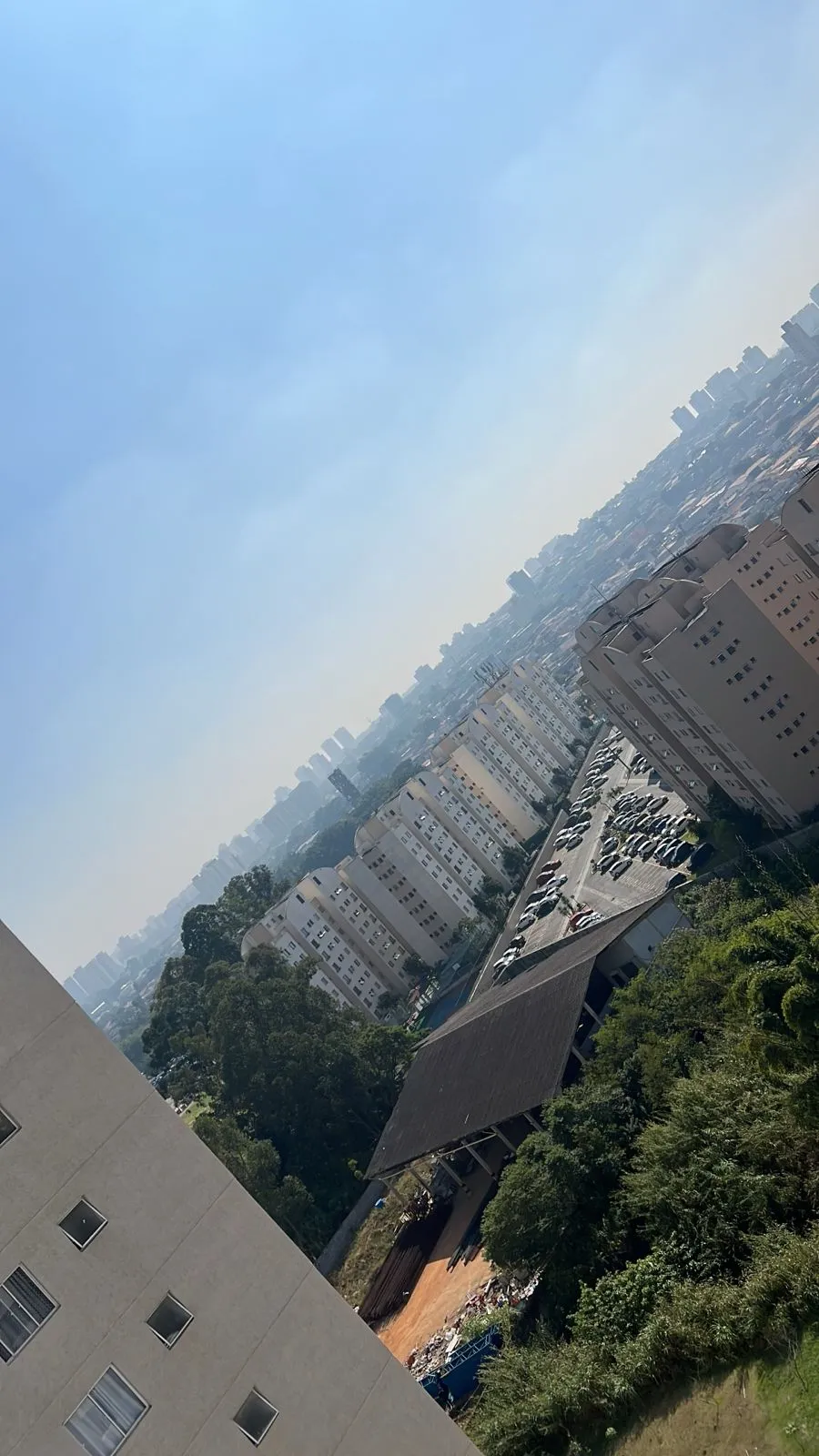 Imagem VENDO LINDO APARTAMENTO DE DOIS DORMITÓRIOS NA AV. MIGUEL YUNES!!