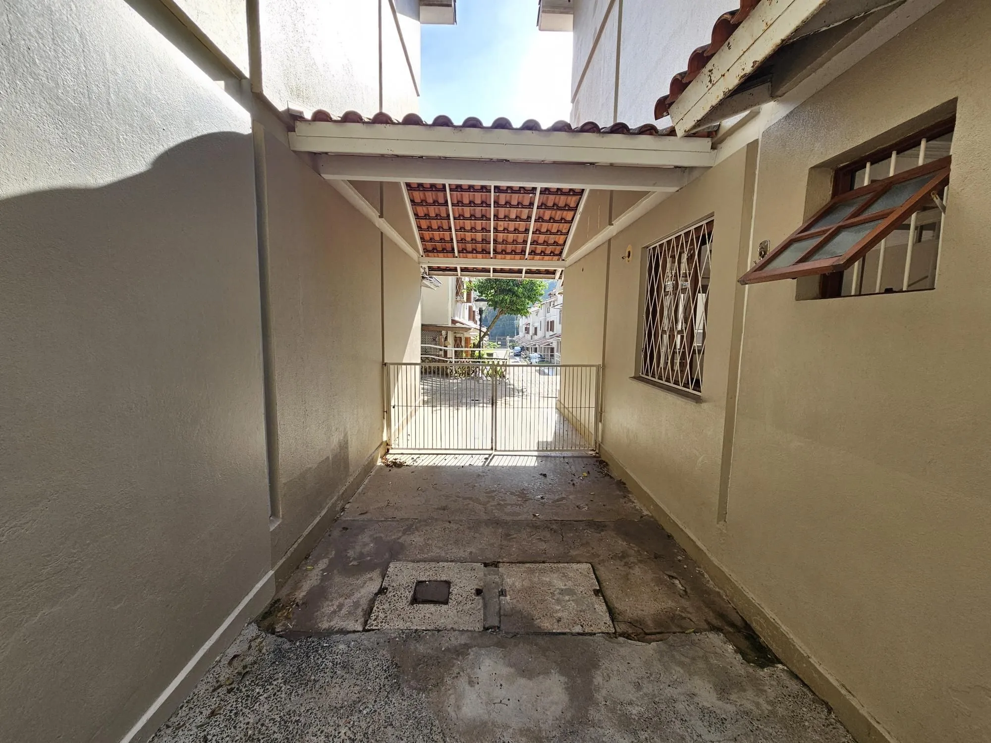 Imagem CASA EM CONDOMÍNIO PERTINHO DA OSCAR PEREIRA