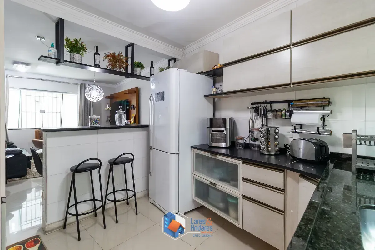 Imagem Casa no condomínio Residencial das Orquideas para venda com 3 quartos, sendo 1 suíte, 142m²