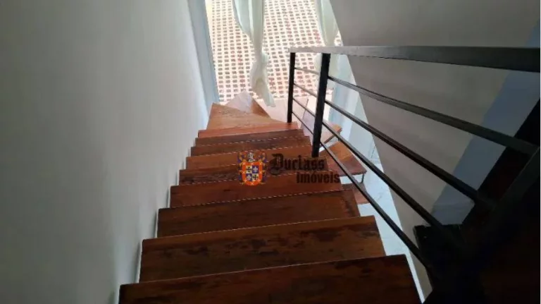 Imagem Sobrado à venda, 2 dormitórios, 65 m², em condomínio, por R$ 368.000 - Pinheirinho - Jarinu/SP