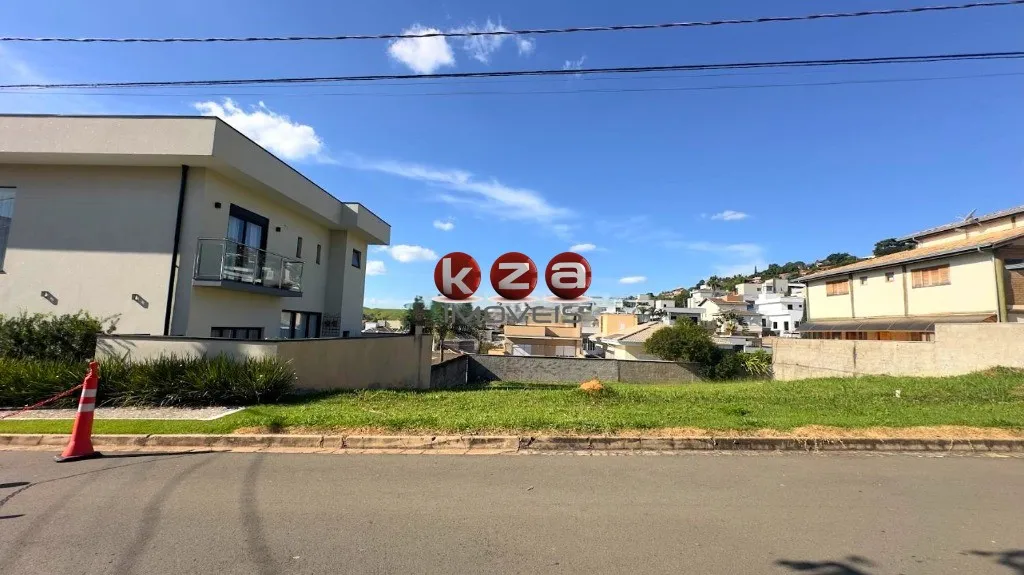 Foto do imóvel Terreno em Condomínio de Alto Padrão em Valinhos-SP 300m² no Condomínio Portal do Jequitibá