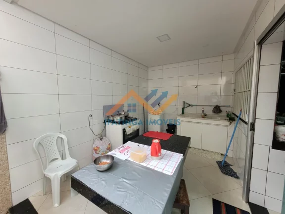 Imagem Casa no bairro Jardim Vitoria - Santana do Paraiso