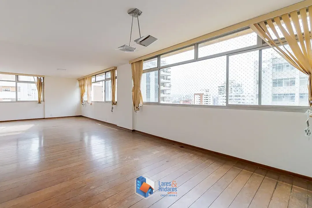 Imagem Apartamento para venda em Santa Cecília com 4 quartos, sendo 1 suíte, 233m²