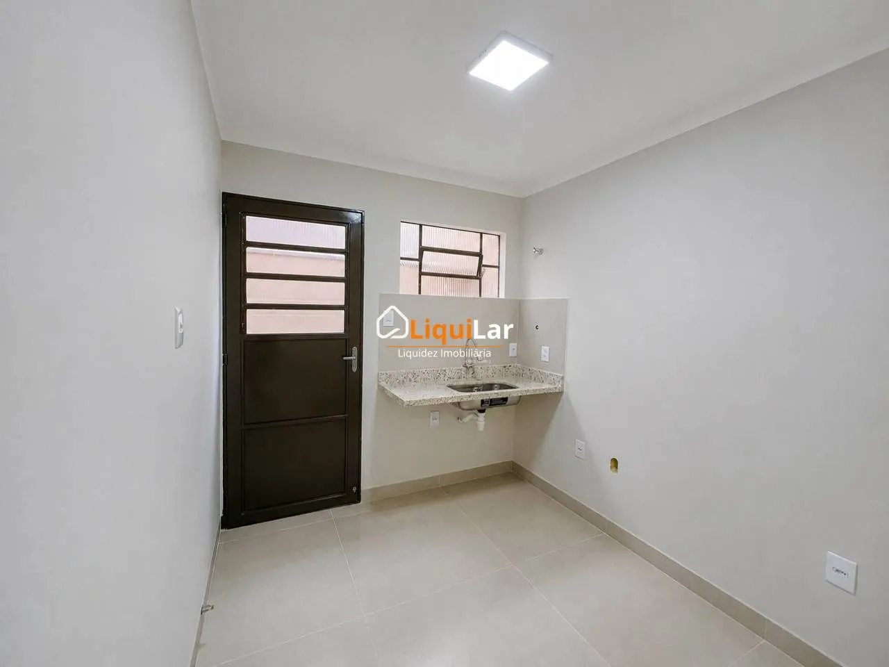 Imagem Casa para Locação no Monte Castelo | 3 Quartos, Quintal Amplo e Espaço Gourmet