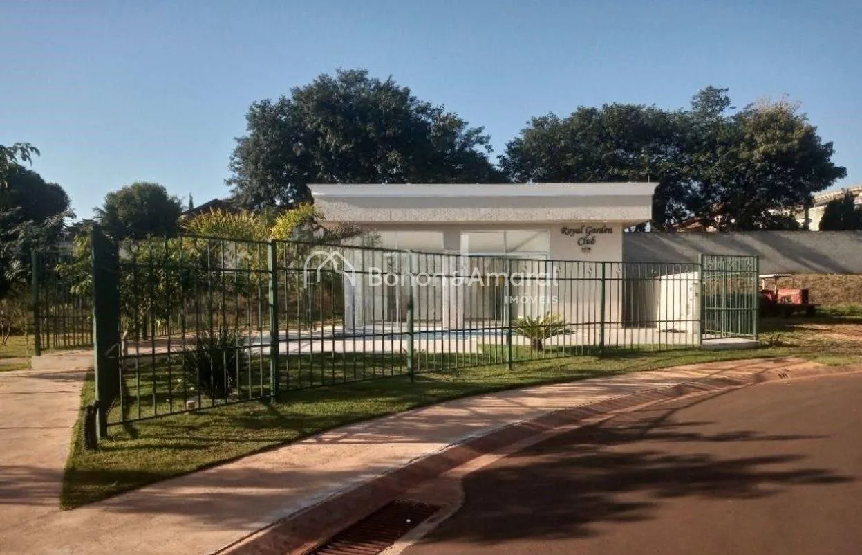 Imagem Terreno à Venda no Condomínio Royal Garden, Paulínia/SP