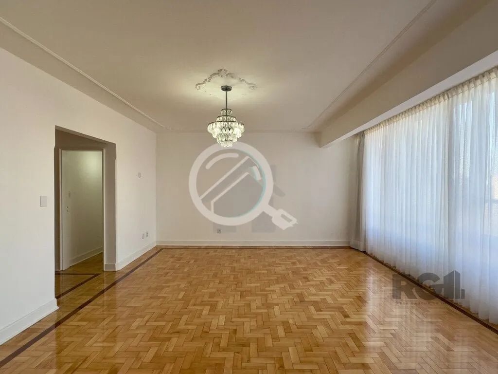 Imagem Apartamento de 170m², totalmente reformado, 3 dormitórios, sendo 1 suíte com sacada, sala de esta...