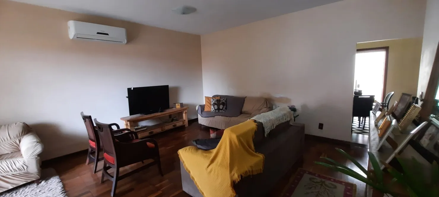 Imagem Casa à venda 4 Quartos, 2 Suites, 4 Vagas, 392M², Jardim Indepedência, Guaratinguetá - SP