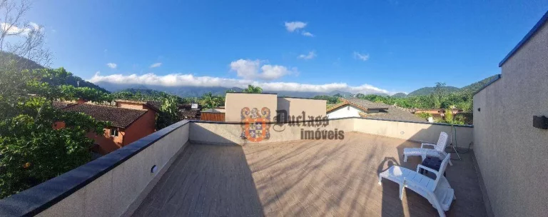 Imagem Sobrado com 3 dormitórios à venda, 206 m² por R$ 2.300.000,00 - Praia de Camburí - São Sebastião/SP