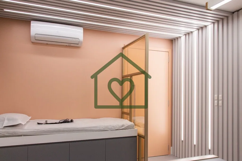 Imagem Sala comercial de alto padrão em condomínio de luxo com 40 m2 totalmente decorada e mobiliada por ...