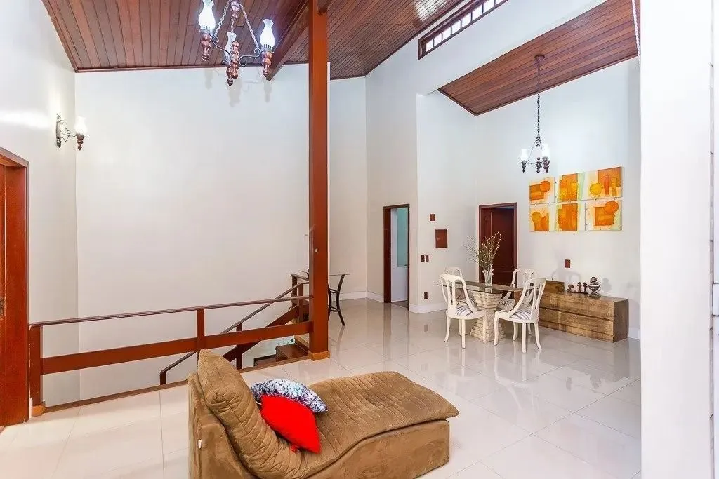 Imagem Casa espaçosa com 6 dormitórios e vista incrível no Cristo Redentor