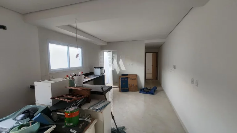 Imagem Casa Padrão, sobreposta baixa, nova, 2 dormitórios, 2 banheiros, 1 vaga - Radio Clube, - Santos/SP