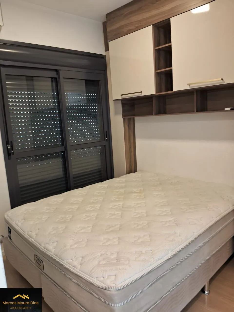 Imagem Apartamento Via Leopoldina, sala com Varanda, 2 Dormitórios( 1 suíte), 1 Vaga, Prédio com Lazer, Portaria 24 hs
