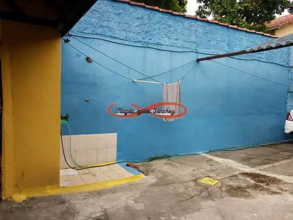 Imagem CASA MOBILIADA À VENDA EM ITANHAÉM – PORTEIRA FECHADA.