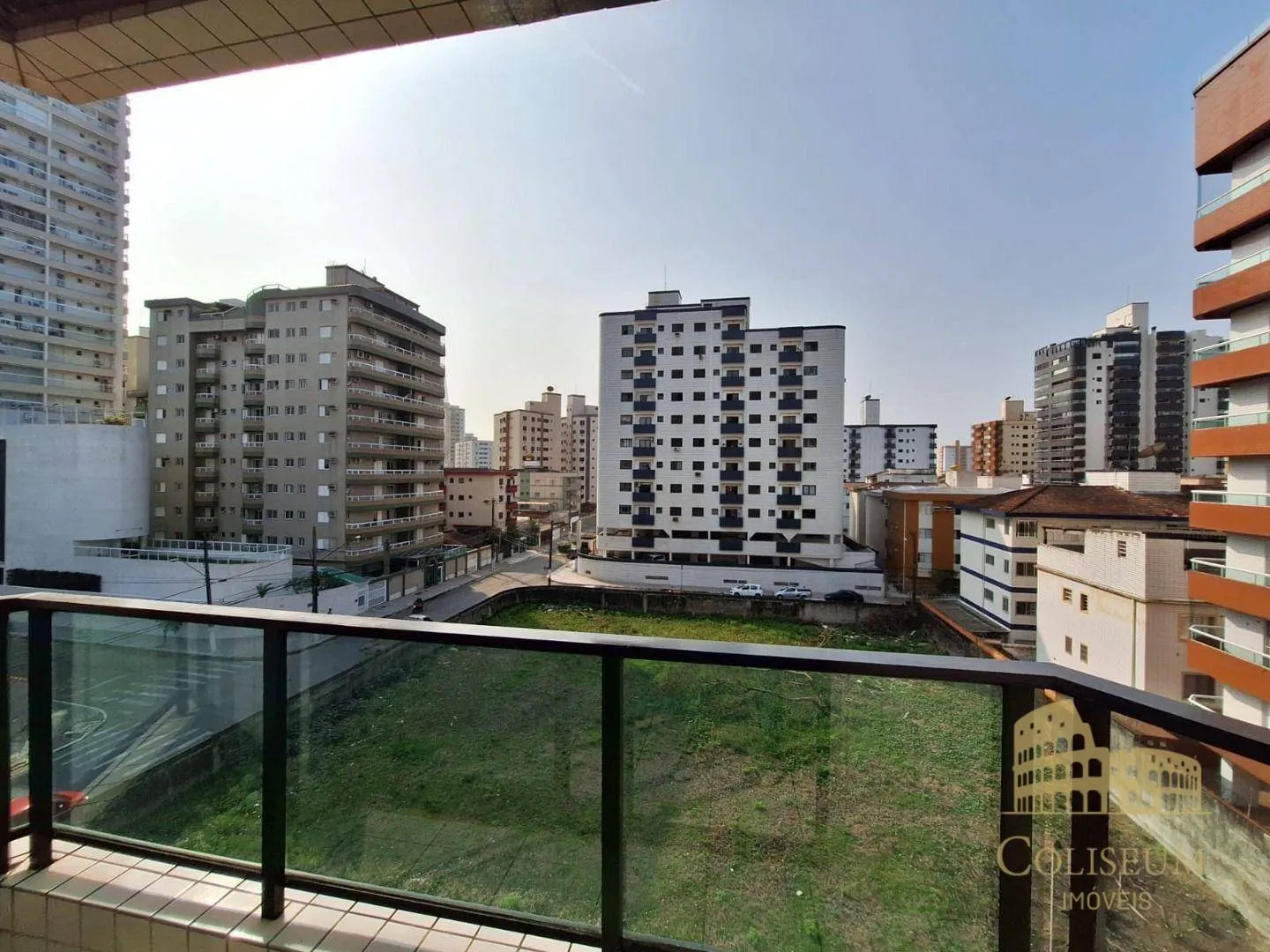 Imagem Apartamento com 2 dormitórios para alugar, 80 m² por R$ 3.200,00/mês - Vila Guilhermina - Praia Grande/SP