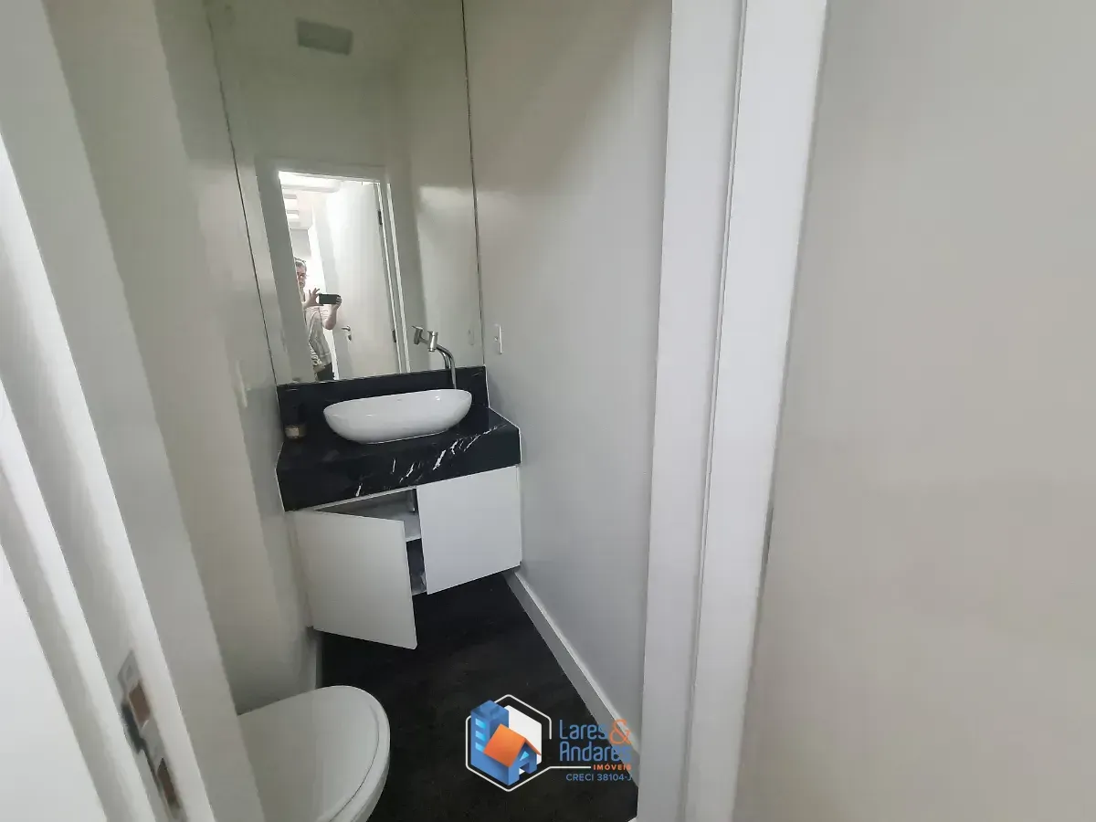 Imagem Conjunto comercial para venda em Cerqueira César, 108m²