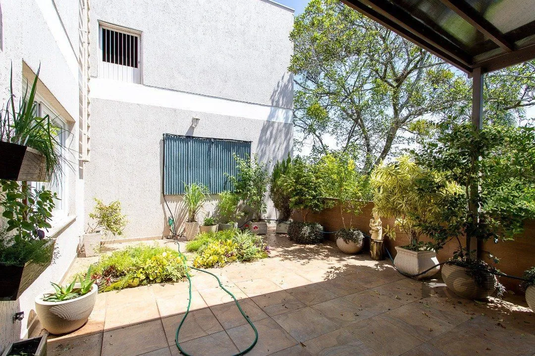 Imagem Apartamento com uma cobertura horizontal com 329,10 m² privativos com suíte