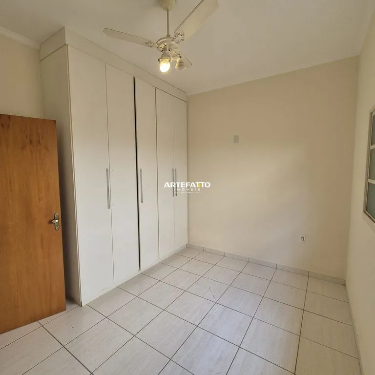 Imagem Casa com 3 dormitórios no bairro José de Carlos