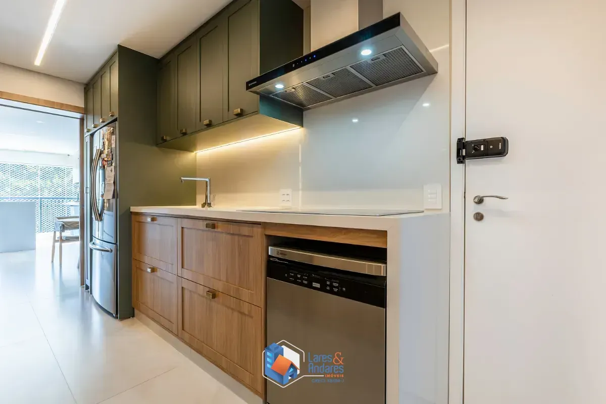 Imagem Apartamento para venda em Moema com 3 quartos, sendo 3 suítes, 170m²
