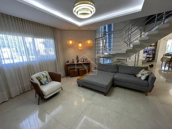Imagem Luxuosa Casa à Venda no Condomínio Resort Boulevard Lagoa – Serra, ES