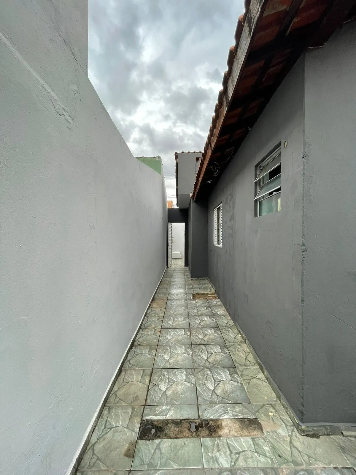 Imagem Casa Térrea com 2 Dormitórios e Área Gourmet no Bairro Ulisses Guimarães