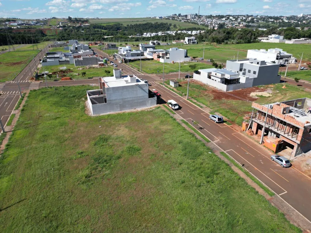 Imagem Terreno à venda em Cascavel - Loteamento Colinas Tropical