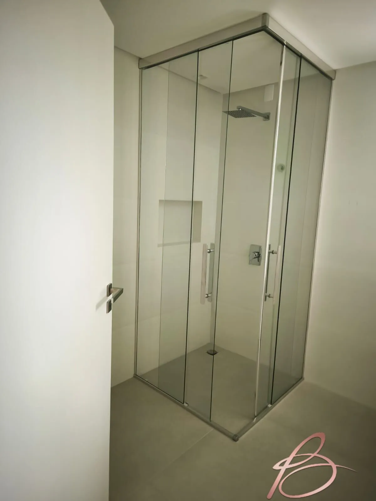 Imagem Apartamento alto padrão com 237 metros e 4 suítes