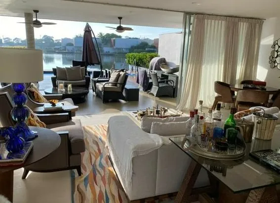 Imagem Casa Mobiliada de 400m² na Villa Fasano dos Lagos