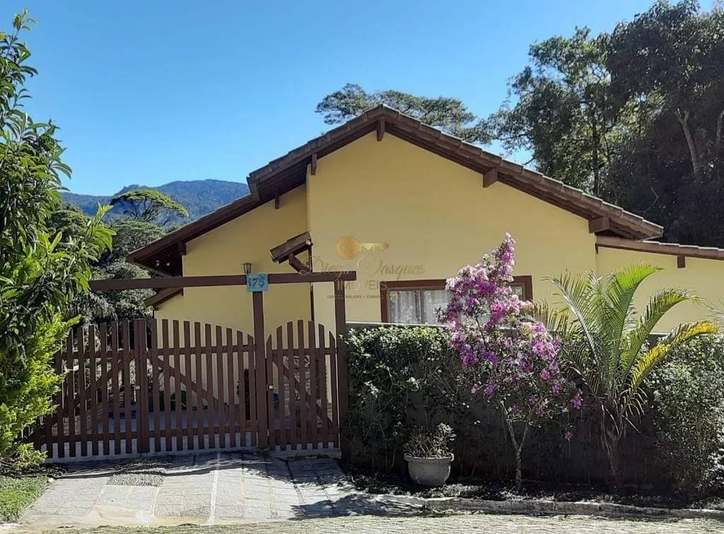Imagem Casa em Condomínio para Venda em Teresópolis / RJ no bairro Carlos Guinle