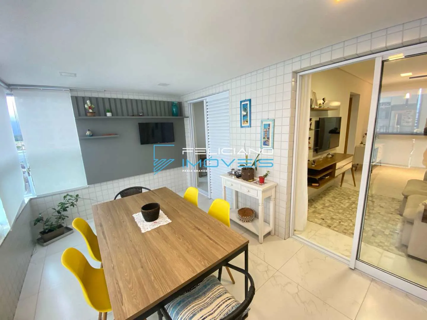 Imagem Apartamento com 2 quartos, Caiçara, Praia Grande - R$ 625 mil, Cod: 3988