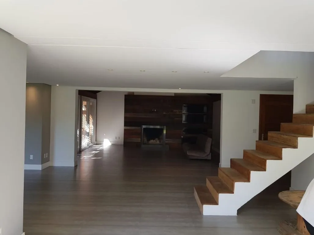 Imagem Casa Condominio para Venda - 302.82m², 4 dormitórios, sendo 3 suites, 2 vagas - Ilha Da Pintada