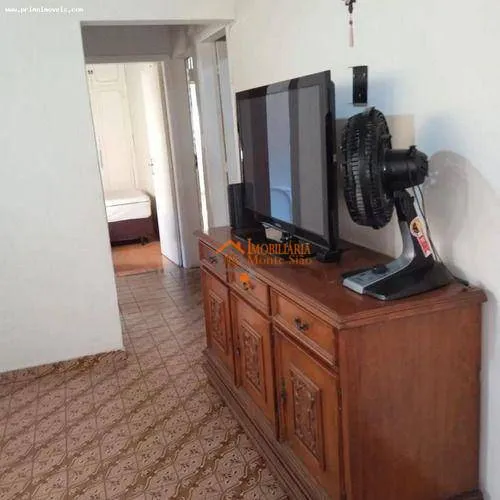 Imagem Sobrado com 3 dormitórios à venda, 130 m² por R$ 750.000,00 - Vila Galvão - Guarulhos/SP